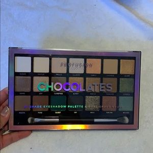 Eye shadow pallet!!